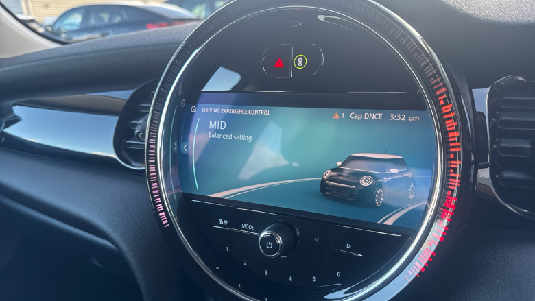 MINI Hatchback 1.5 Cooper Classic 3dr Auto Petrol Hatchback